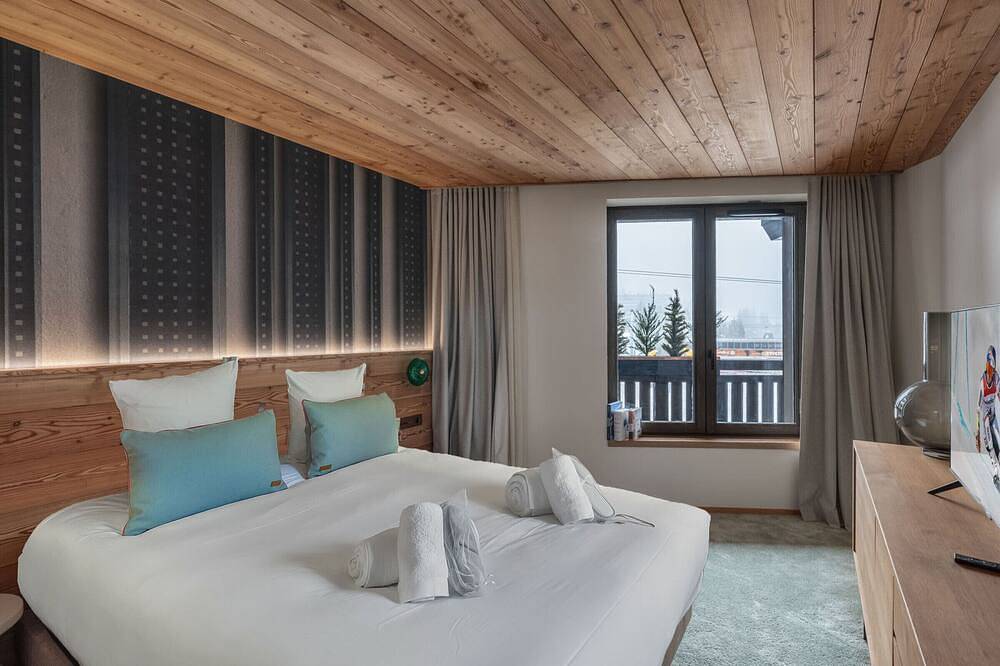 Entire apartment, Brand-New Ski-In/Ski-Out Apartment with Access to Pool and Spa in Courchevel 1850 in Courchevel 1850, Saint-Bon-Tarentaise