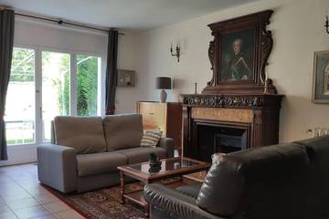 Gîte pour 6 personnes, avec jardin à Maisons-Laffitte