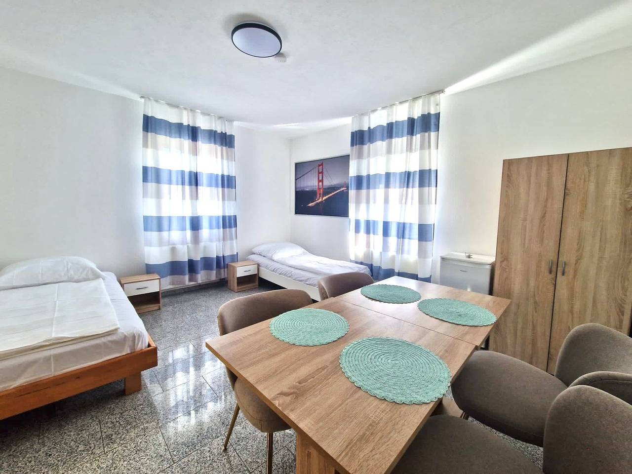 Ganze Wohnung, Apartment 'Ferienwohnung Auf Der Welt Zuhause' mit Wlan in Göppingen, Landkreis Göppingen