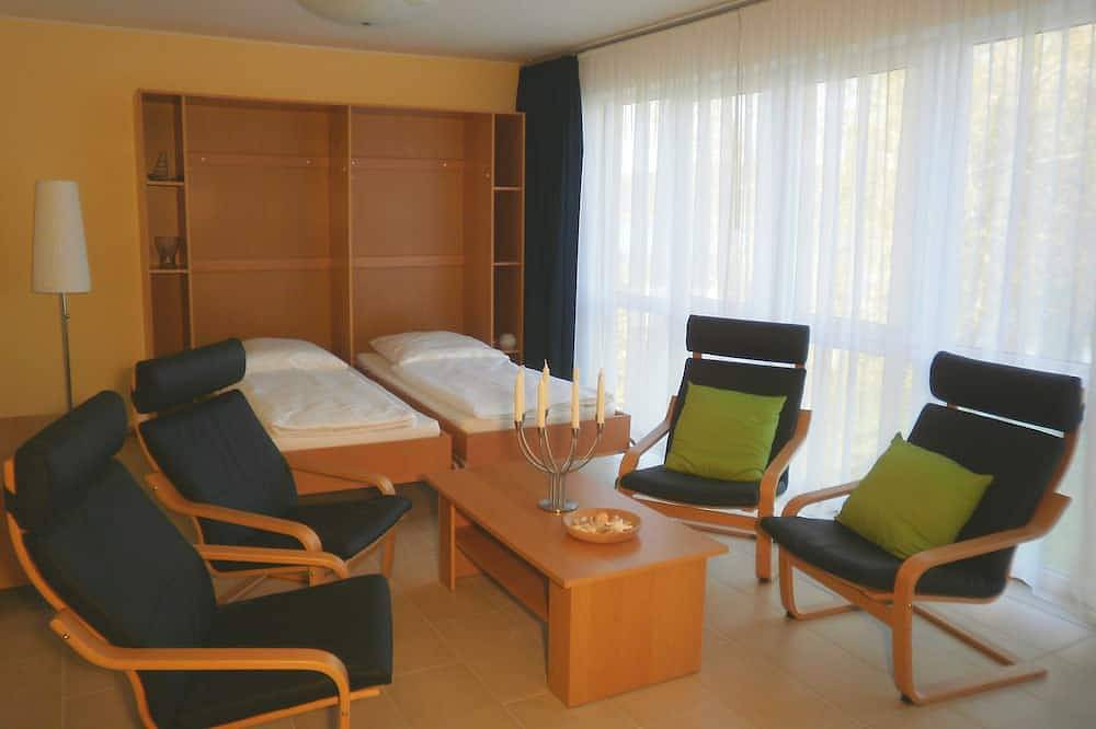 Ganze Wohnung, Ferienwohnung Obergeschoss - Ferienwohnhaus Drei am Zemminsee in Teupitzer See, Schwerin (Brandenburg)
