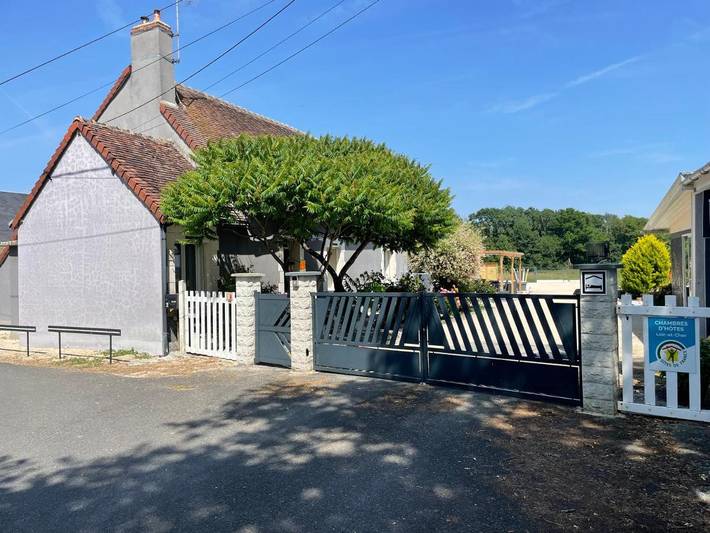 Chambre d’hôte pour 2 personnes, avec Jacuzzi et Terrasse ainsi que Jardin et Vue dans le Loir-et-Cher - 3