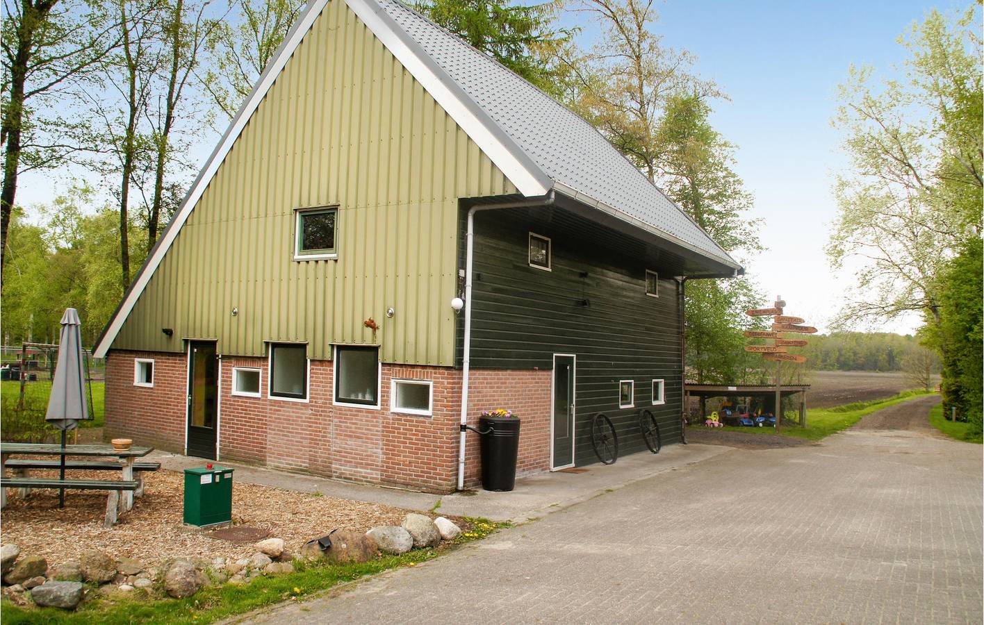 Vakantiehuis voor 12 Personen in Drenthe, Nederland