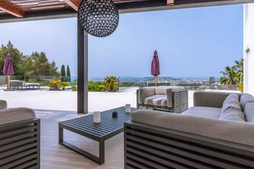 Villa in Santa Eulària des Riu, East Ibiza für 8 
