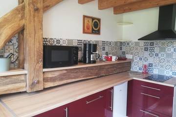 Gîte pour 2 personnes, avec terrasse et jardin à Hautefort