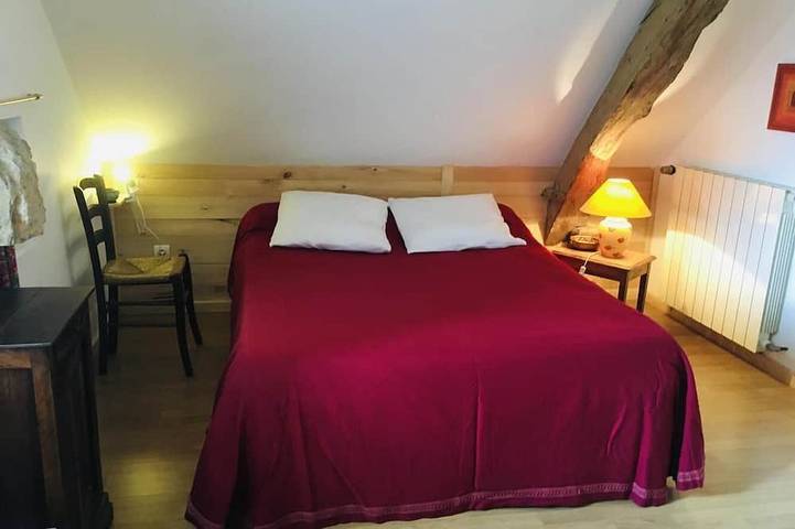 Location de vacances pour 4 personnes, avec jardin, animaux acceptés à Varaire - 2