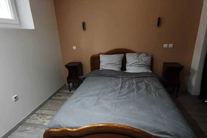 Gîte pour 4 personnes, avec jardin, animaux acceptés à Charnay-lès-Mâcon - 2