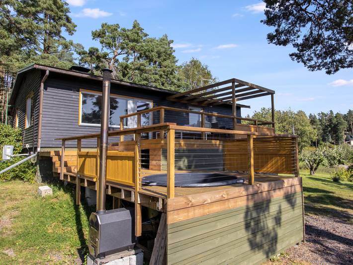 Ferienhaus für 6 Personen mit Terrasse in Särkisalo, Isoluoto