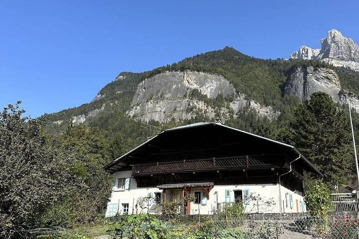 Chalet pour 7 personnes, avec Terrasse et Jardin à Sallanches