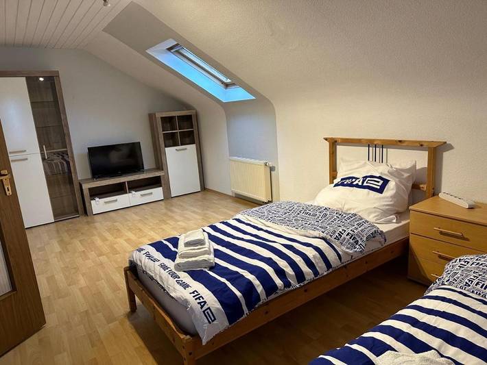 Gîte pour 7 personnes, avec Balcon et Vue à Remshalden