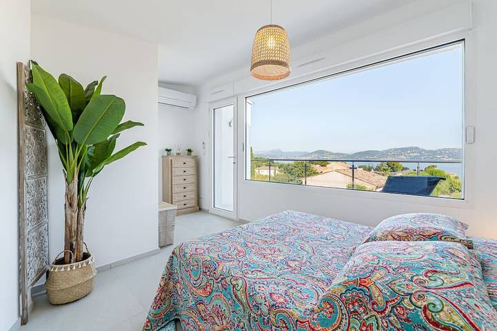 Gîte pour 4 personnes, animaux acceptés dans Plage de la Madrague (Giens)