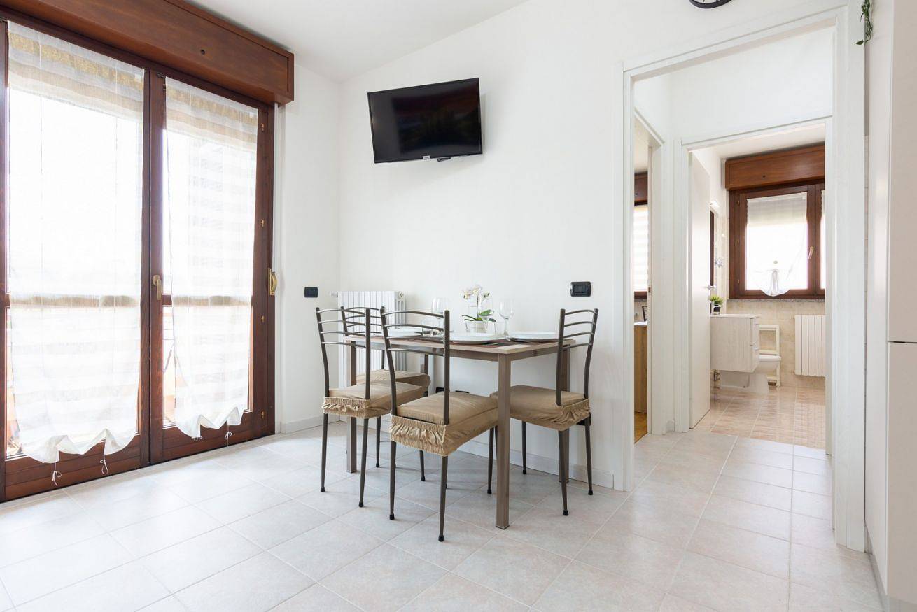 Appartamento intero, Guesthost - Casa Le Palme in Pioltello, Provincia di Milano