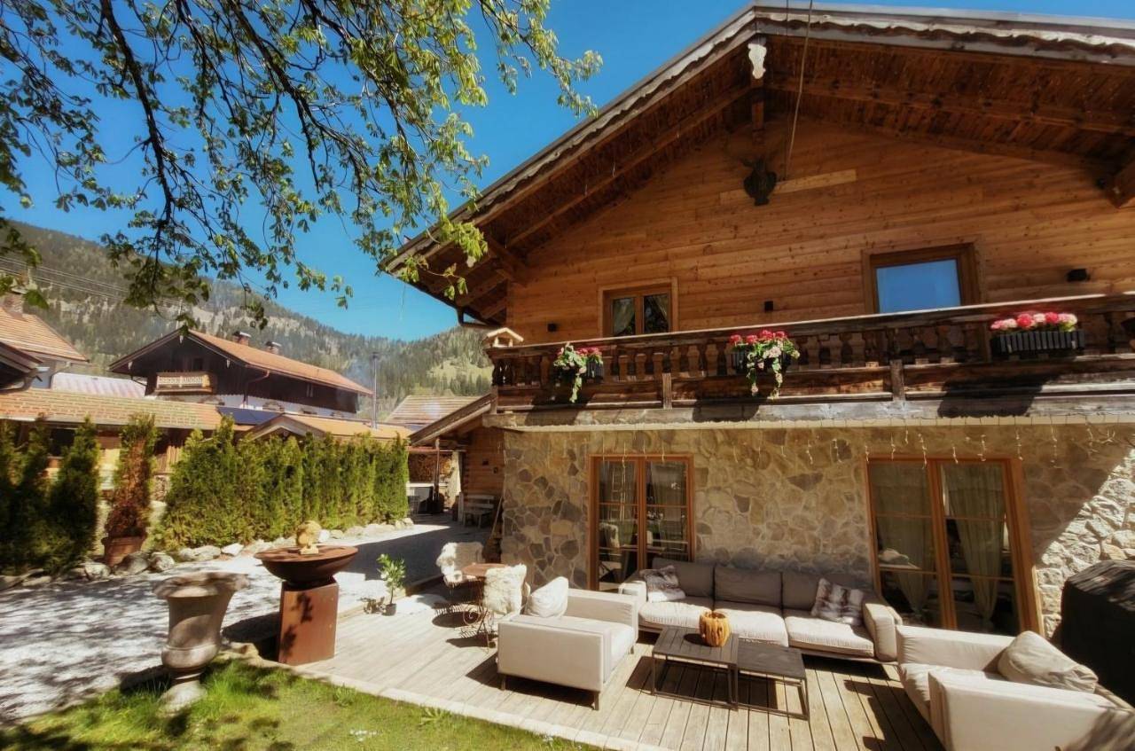 Exklusives Alpenchalet mit Jacuzzi & Sauna für bis zu 10 Personen in Sudelfeld, Bayrischzell