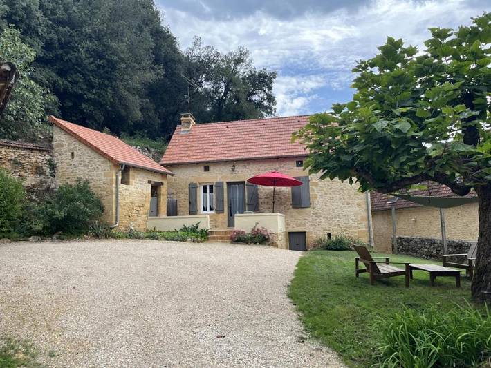 Location de vacances pour 4 personnes, avec jardin et terrasse à Calviac-en-Périgord
