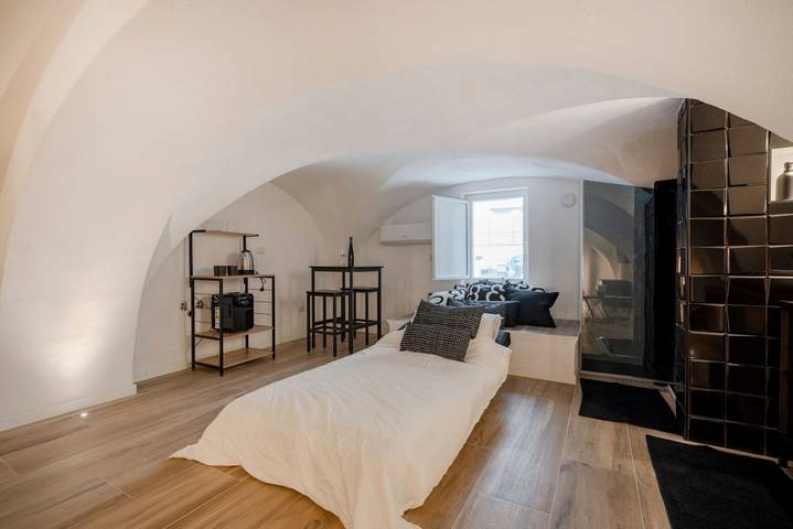 Ganze Wohnung, GuestHost - Volta Bianca - Room in the heart of Bari in Bari, Bari Provinz