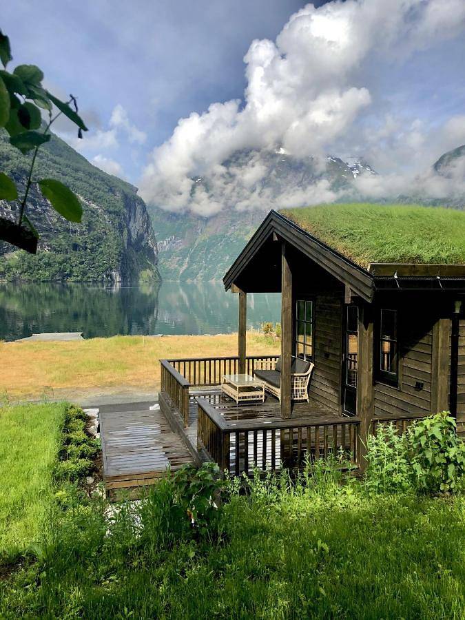 Cabin by the fjord in Stranda 
