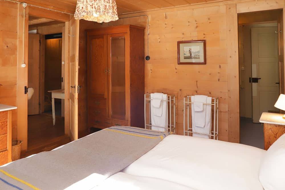 Ganze Wohnung, Chalet Ahorni in Saanenmöser, Saanen