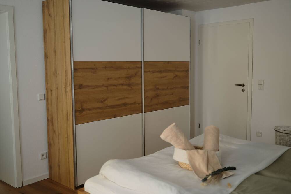 Ganze Wohnung, Gemütliche Ferienwohnung am Kloster im Zentrum von Dietfurt a.d.Altmühl in Dietfurt, Ostbayern