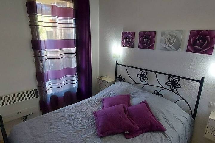 Duplex Air-conditioned 3***, 6 pers, Swimming pool, Sea 400m, Bicycles, WiFi, Garden, Terrace. in Saint-Cyprien, Côte d'Améthyste