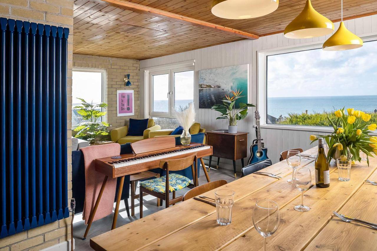 Sunset Beach House Porthleven in Porthleven, Cornwall