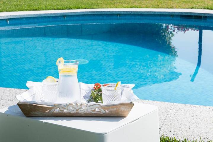 Chalet para 16 personas, con piscina además de jardín y vistas en Comarca de Vigo - 2