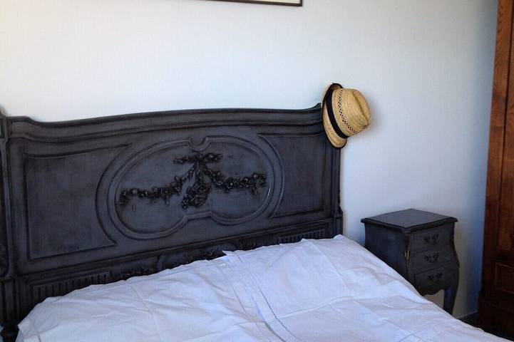 Location de vacances pour 8 personnes, avec jardin et terrasse dans Plage de la Madrague (Giens) - 2