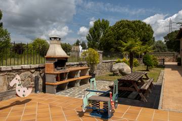 Villa pour 12 Personnes dans El Berrueco, Région de Madrid, Photo 4