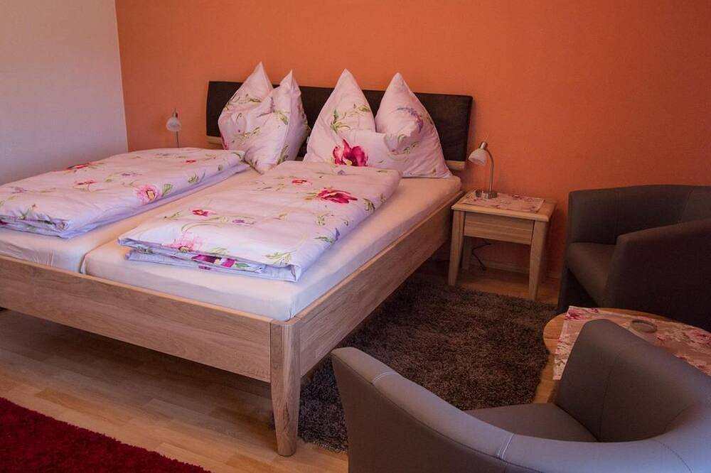 Ganze Wohnung, Ferienwohnung Claudia in Salzkammergut-Berge, Faistenau