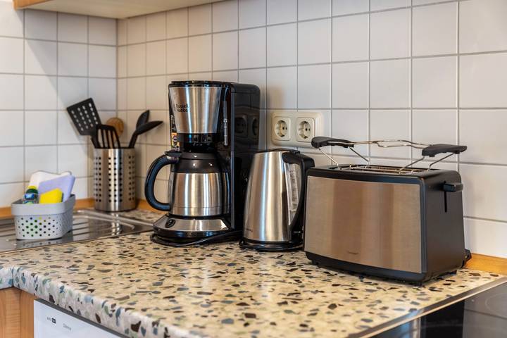 Ganze Wohnung, Ferienwohnung 'Haus Hügel - Wohnung 1' mit Privatterrasse und Wi-Fi in Ostseebad Binz, Binz