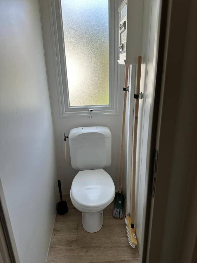 Camping pour 6 personnes, avec piscine et terrasse ainsi que bassin pour enfant et vue, animaux acceptés à Castellane - 2
