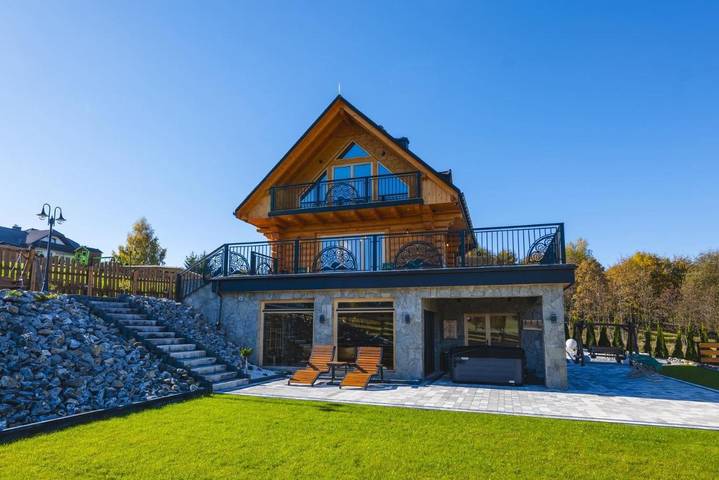 Domek letniskowy dla 12 osób, z widok i sauna oraz ogród w Istebna
