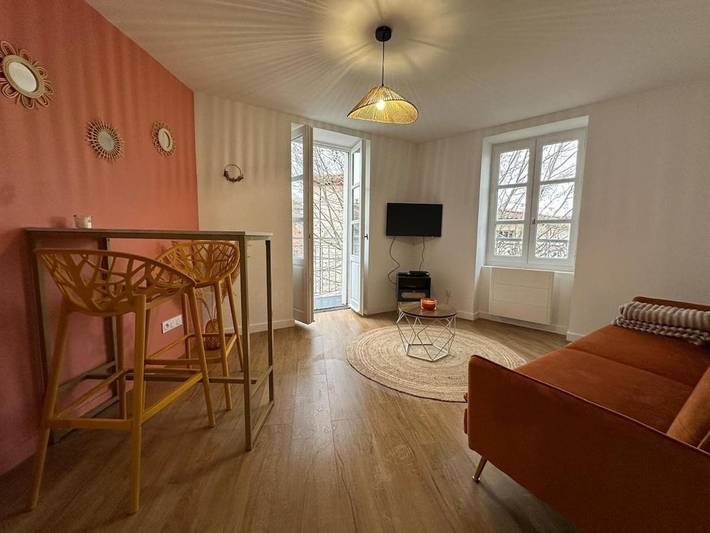 Gîte pour 2 personnes, avec balcon à Thurins