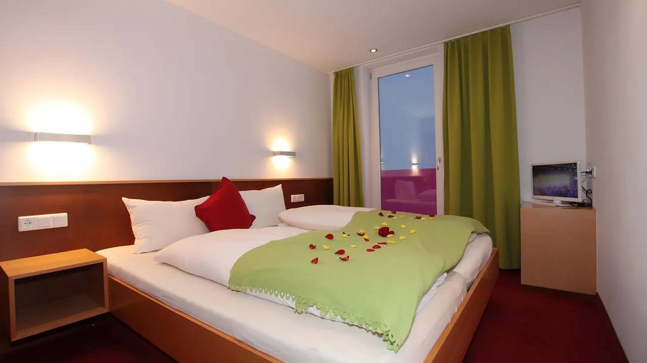 Geheel vakantieappartement, Ferienwohnung für 6 Personen (44 m²) in Ischgl in Ischgl, Verwall 