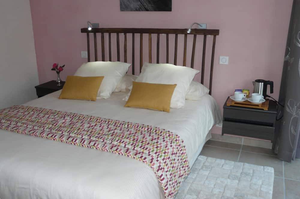 Homerez - Spacious villa with private pool in Le Vigan 350 m² in Le Vigan (Midi-Pyrenees), Lot