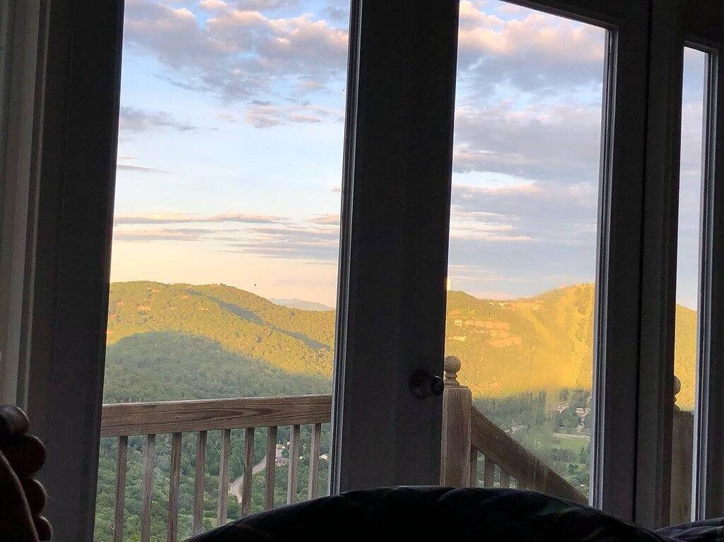 Peaks at Windy Knob in Blue Ridge Parkway, Seven Devils