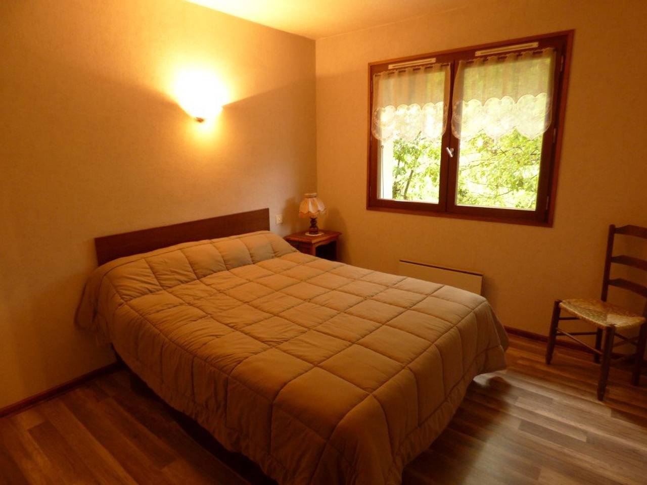Apartamento entero, Luminoso apartamento de 3 piezas en estilo saboyano - 52m² - 7 personas, cerca del centro y remontes in Le Grand-Bornand, Región de Annecy