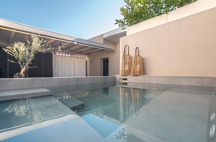 Apartment for 6 people, with hot tub and terrace in Rethymnon