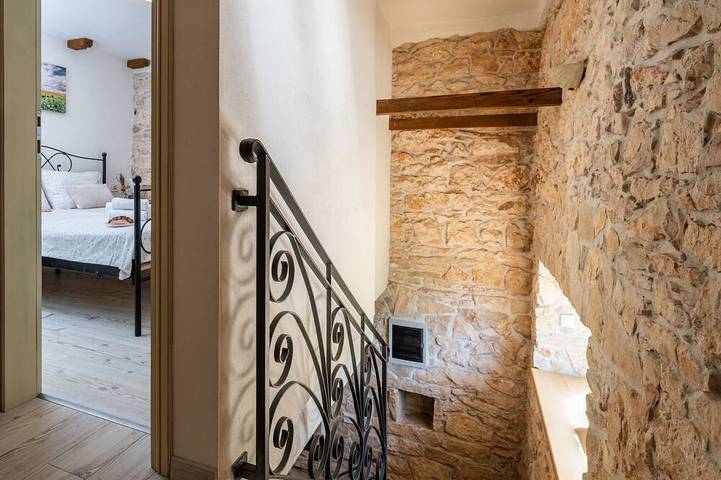 Typisch istrisches Steinhaus Brnistra in Rakalj in Marčana, Südküste Istrien