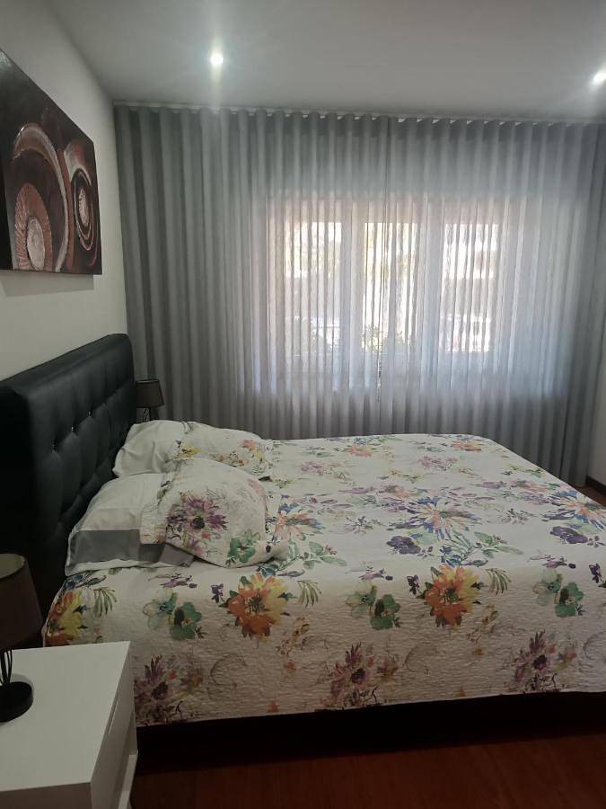 Gîte pour 6 personnes, avec piscine ainsi que vue et jardin dans Fão - 2
