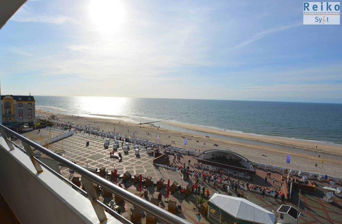 Ganze Ferienwohnung, 1-102, Seeseite, Haus Metropol,  5.Etage in Westerland, Sylt (Gemeinde)