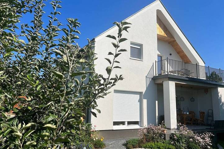 Ferienwohnung für 6 Personen, mit Balkon und Garten - 1