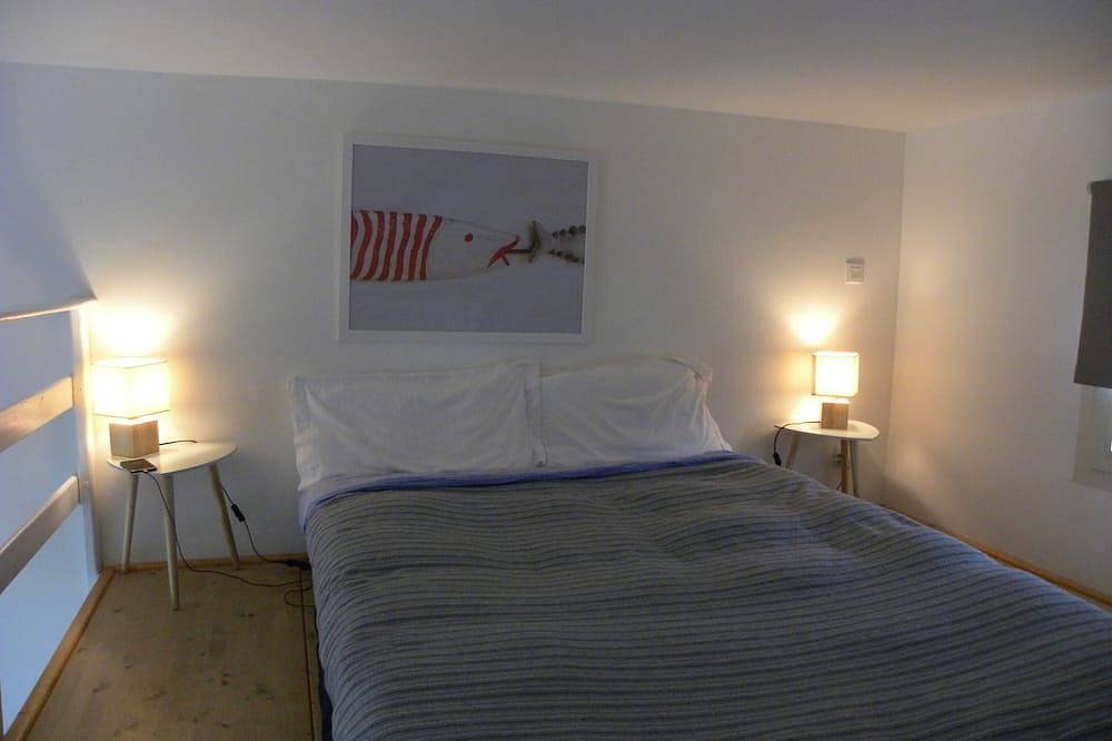 Mini villa central con 2 dormitorios, A / C y Vista Al Mar in Sant Ambroggio, Lumio