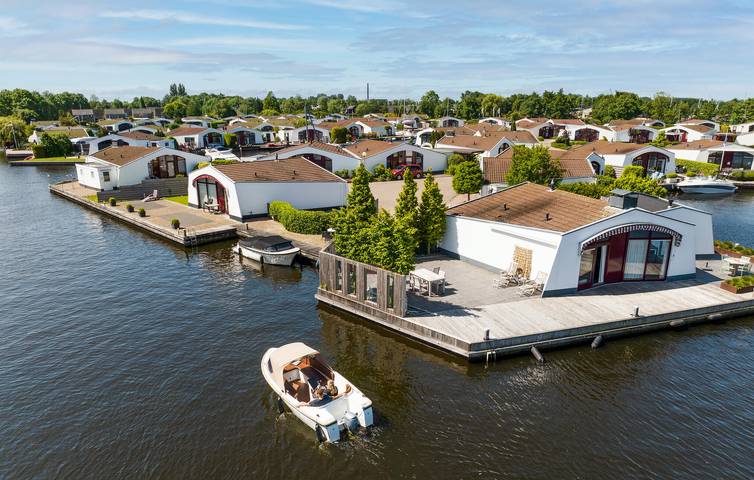 Ferienhaus für 4 Personen, mit Ausblick und Garten sowie Terrasse in Lemmer - 2