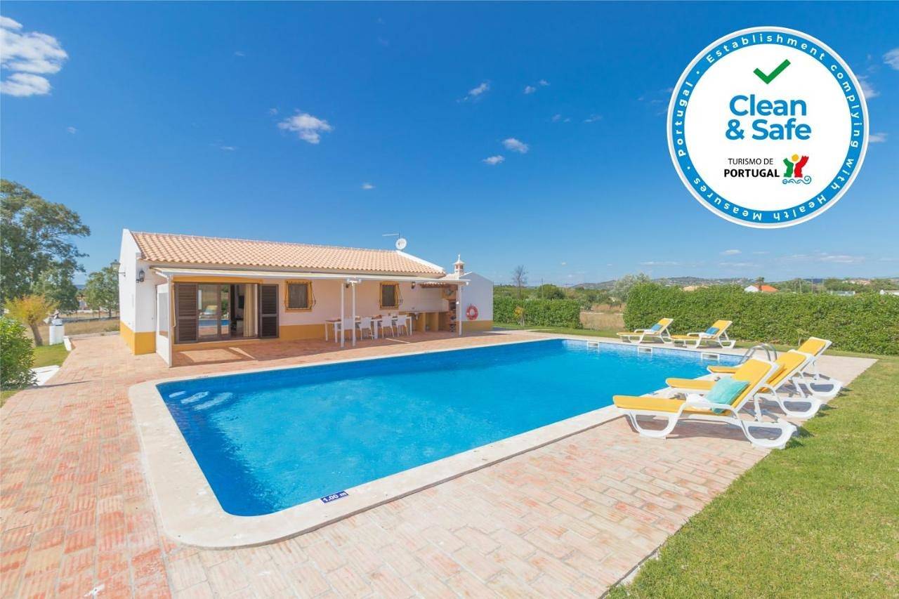 Three-Bedroom House in Algoz e Tunes, Distrito de Faro