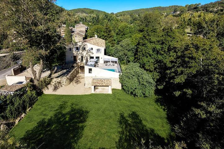 Villa pour 9 personnes, avec jardin - 1
