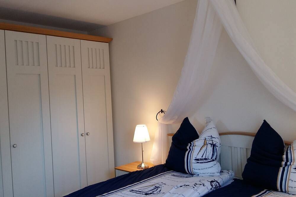 Ganze Wohnung, Strandnahe Ferienwohnung Leuchtturmblick Falshöft in Geltinger Birk, Nieby