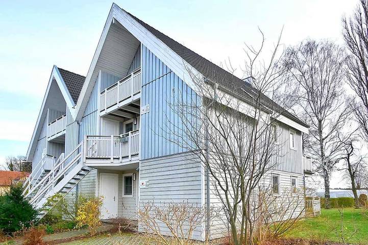 Ferienwohnung für 8 Personen, mit Balkon und Whirlpool sowie Garten und Sauna