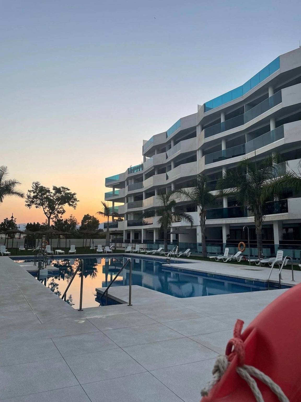 Apartamento inteiro, Apartamento 'Jardines De Las Lagunas' com vista para a montanha, Wi-Fi e ar condicionado in Mijas Costa, Mijas