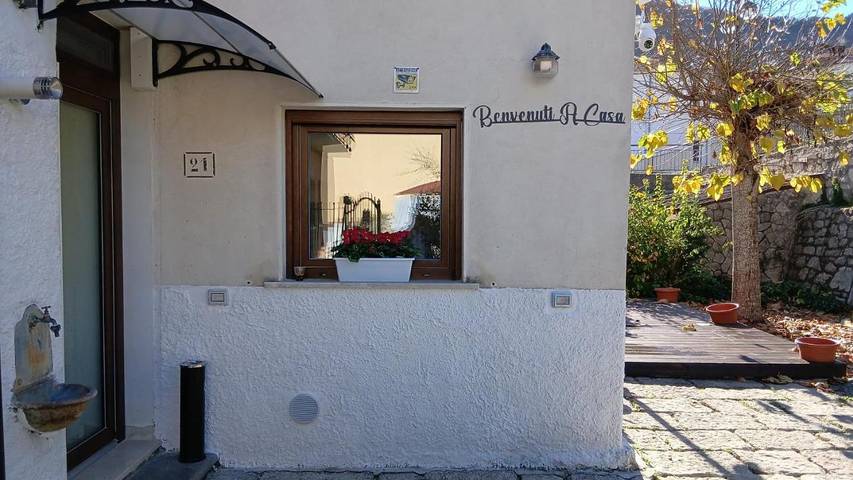 Ferienhaus für 9 Personen, mit Sauna und Whirlpool sowie Garten - 1