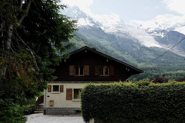Vacation rental for 10 people, with yard in Chamonix-Mont-Blanc