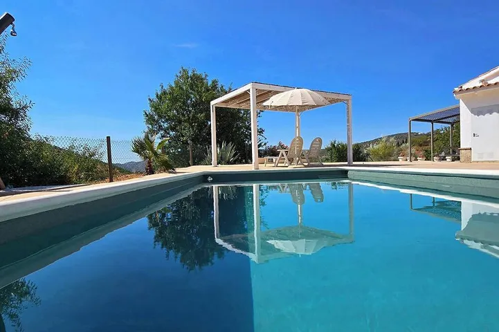 Villa pour 6 personnes, avec jardin et terrasse - 1